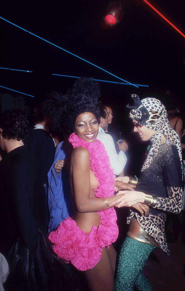 Les nuits parisiennes, du Palais-Royal au Palace